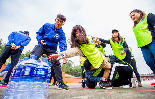 徒步水泉沟锻炼团队凝聚力沿途的野景很美
